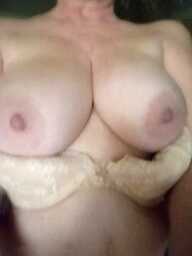 Ema, Bratislava - Petrzalka, 45 years