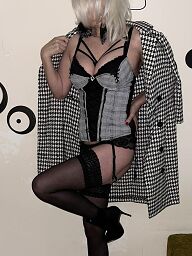 Sheila Je Späť, Bratislava - Petržalka, 58 rokov