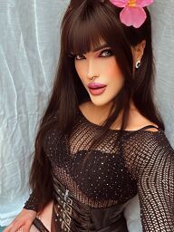 Yineth Xxl, Bratislava - Nové Mesto, 26 rokov