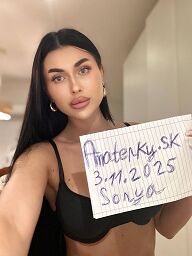 Sonya, Bratislava - Petržalka, 24 rokov
