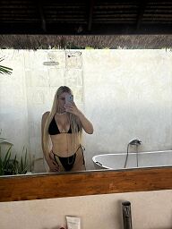 Kosmicka, Bratislava - Nové Mesto, 24 rokov