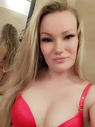 Barbara, Komárno, 28 rokov