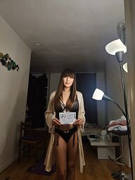 Nika, Kosice - Dargovskych Hrdinov, 28 years