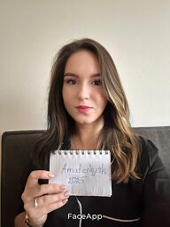 Luna, Bratislava - Nové Mesto, 19 rokov