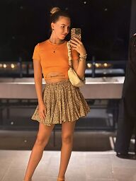 Luna, Bratislava - Nové Mesto, 19 rokov