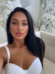 Sara, Bratislava - Vrakuňa, 22 rokov