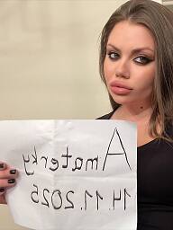 Aislin, Nitra, 21 rokov