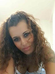 Mia, Levice, 28 years