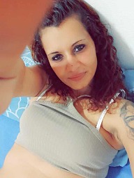 Mia, Levice, 28 years