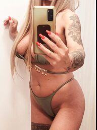 Hot Kiara, Senec, 39 years