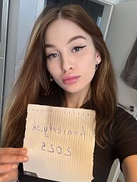 Kira, Bratislava - Ružinov, 19 rokov