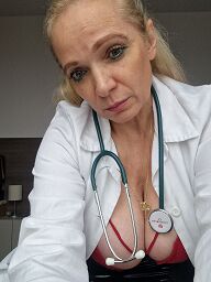 Lady Kelly, Bratislava - Staré Mesto, 47 rokov