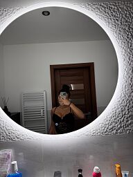 Kaylee, Bratislava - Nové Mesto, 20 rokov