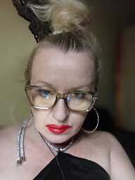 Olivia, Bratislava - Petrzalka, 45 years