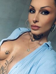 Jenny Cz, Bratislava - Rača, 29 rokov