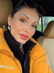 Jenny Cz, Bratislava - Rača, 29 rokov