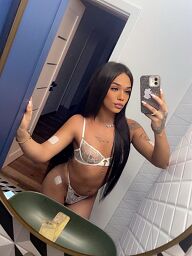 Daniela Hot, Bratislava - Stare Mesto, 20 years