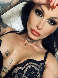 Jenny Cz, Bratislava - Rača, 29 rokov