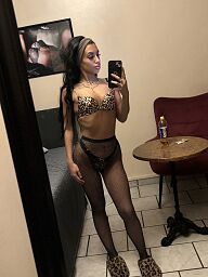 Delanie, Šahy, 24 rokov