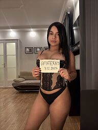 Nikole, Bratislava - Staré Mesto, 23 rokov