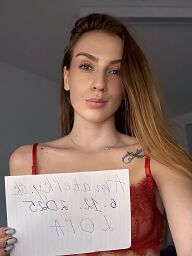 Lora, Bratislava - Staré Mesto, 19 rokov