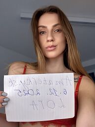 Lora, Bratislava - Staré Mesto, 19 rokov