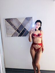 Emily, Bratislava - Karlova Ves, 27 rokov