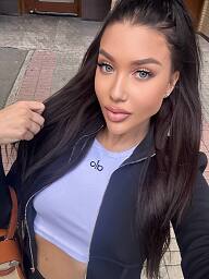 Mia, Bratislava - Ružinov, 21 rokov