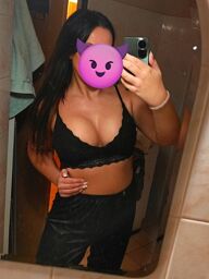 Anál Shemale, Šamorín, 27 rokov