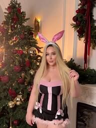 Mila, Nitra, 22 years