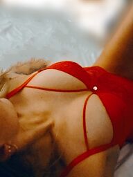 Kitty Masáž (30), Trenčín