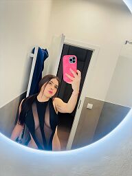 Ambarh, Bratislava - Staré Mesto, 19 rokov