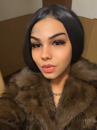 Escort Ayilah, Prievidza, 20 rokov