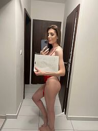 Nataly, Bratislava - Vrakuňa, 21 rokov