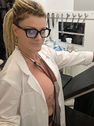 Mistress Alex, Senec, 38 rokov