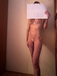 Laura, Nitra, 27 rokov