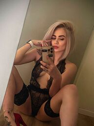 Asya Pervers, Bratislava - Karlova Ves, 26 rokov