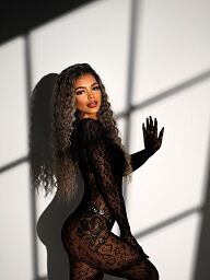 Sara, Sala, 23 years