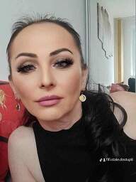 Sofia Noc, Bratislava - Karlova Ves, 39 rokov