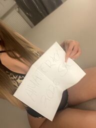 Laura, Dunajská Streda, 20 rokov