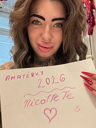 Nicolette Sk, Prievidza, 25 rokov