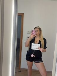 Blondie, Bratislava - Stare Mesto, 24 years