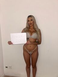 Emilia, Bratislava - Ružinov, 21 rokov