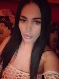 Krásna Melly, Nitra, 22 years