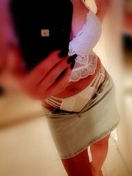 Zmyselné Masáže, Trnava, 40 rokov