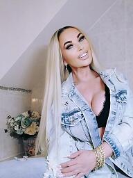 Jully, Malacky, 40 rokov