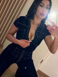 Sima, Bratislava - Stare Mesto, 32 years