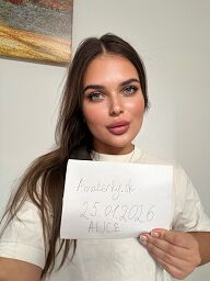 Alise, Bratislava - Stare Mesto, 19 years