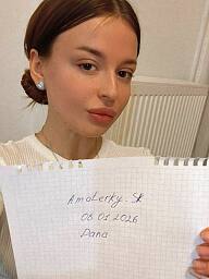 Dana, Bratislava - Staré Mesto, 18 rokov