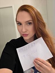 Holly, Nitra, 21 rokov